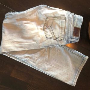 BKE jeans- light wash with silver thread details